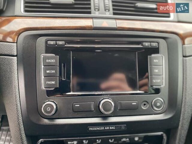 Сірий Шкода Суперб, об'ємом двигуна 2 л та пробігом 315 тис. км за 10800 $, фото 43 на Automoto.ua