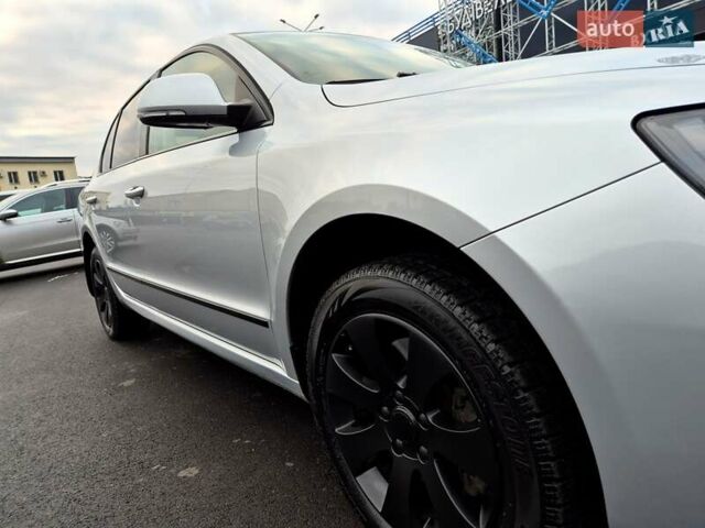 Серый Шкода Суперб, объемом двигателя 1.8 л и пробегом 167 тыс. км за 11800 $, фото 10 на Automoto.ua