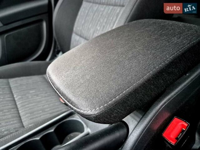 Серый Шкода Суперб, объемом двигателя 1.8 л и пробегом 167 тыс. км за 11800 $, фото 19 на Automoto.ua