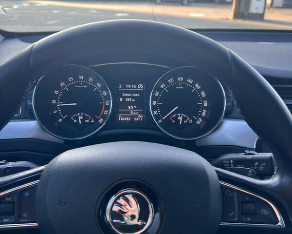 Сірий Шкода Суперб, об'ємом двигуна 1.97 л та пробігом 181 тис. км за 17500 $, фото 13 на Automoto.ua