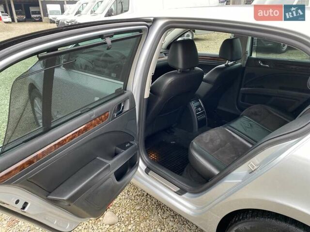 Сірий Шкода Суперб, об'ємом двигуна 2 л та пробігом 315 тис. км за 10800 $, фото 34 на Automoto.ua