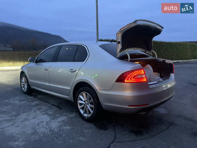 Серый Шкода Суперб, объемом двигателя 2 л и пробегом 300 тыс. км за 11600 $, фото 8 на Automoto.ua