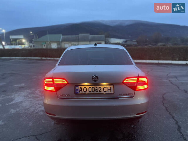 Серый Шкода Суперб, объемом двигателя 2 л и пробегом 300 тыс. км за 11600 $, фото 5 на Automoto.ua