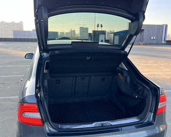 Сірий Шкода Суперб, об'ємом двигуна 1.97 л та пробігом 181 тис. км за 17500 $, фото 25 на Automoto.ua