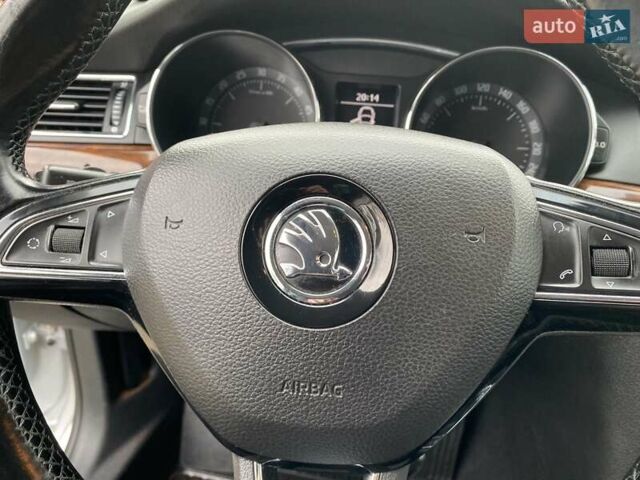 Сірий Шкода Суперб, об'ємом двигуна 2 л та пробігом 315 тис. км за 10800 $, фото 49 на Automoto.ua