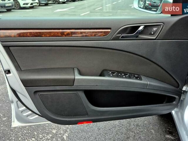 Серый Шкода Суперб, объемом двигателя 1.8 л и пробегом 167 тыс. км за 11800 $, фото 13 на Automoto.ua