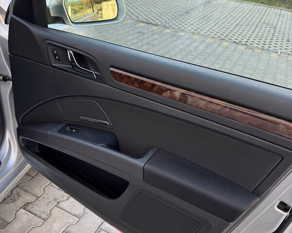 Серый Шкода Суперб, объемом двигателя 2 л и пробегом 282 тыс. км за 11900 $, фото 32 на Automoto.ua