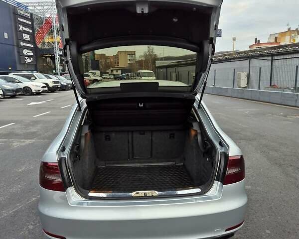 Серый Шкода Суперб, объемом двигателя 1.8 л и пробегом 167 тыс. км за 11800 $, фото 28 на Automoto.ua