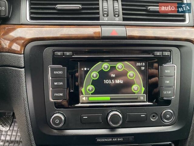 Сірий Шкода Суперб, об'ємом двигуна 2 л та пробігом 315 тис. км за 10800 $, фото 51 на Automoto.ua