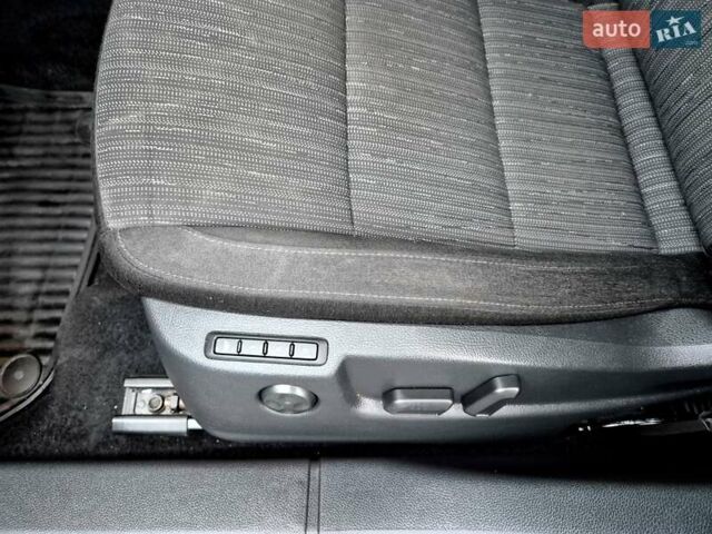 Серый Шкода Суперб, объемом двигателя 1.8 л и пробегом 167 тыс. км за 11800 $, фото 21 на Automoto.ua