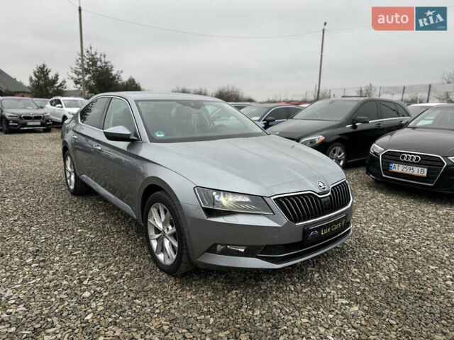 Сірий Шкода Суперб, об'ємом двигуна 2 л та пробігом 246 тис. км за 15900 $, фото 2 на Automoto.ua