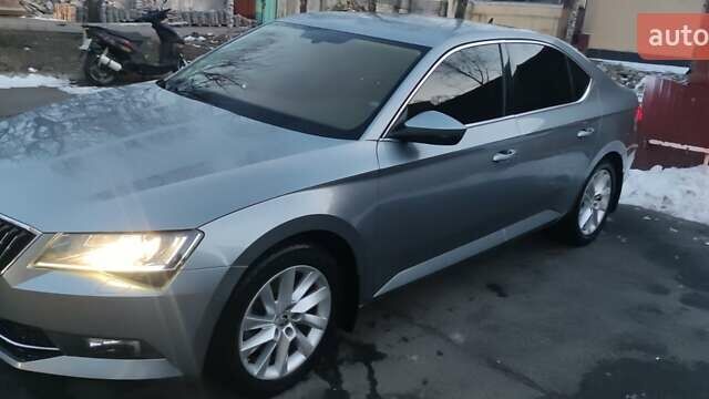 Серый Шкода Суперб, объемом двигателя 1.8 л и пробегом 174 тыс. км за 16900 $, фото 36 на Automoto.ua