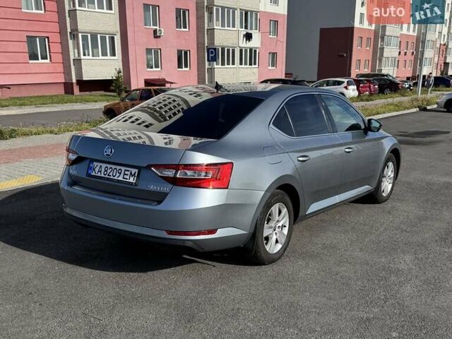 Серый Шкода Суперб, объемом двигателя 1.8 л и пробегом 128 тыс. км за 16900 $, фото 6 на Automoto.ua
