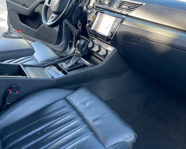 Серый Шкода Суперб, объемом двигателя 1.97 л и пробегом 247 тыс. км за 16100 $, фото 11 на Automoto.ua