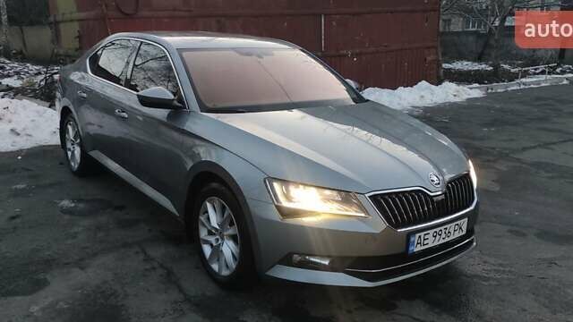 Серый Шкода Суперб, объемом двигателя 1.8 л и пробегом 170 тыс. км за 17000 $, фото 39 на Automoto.ua