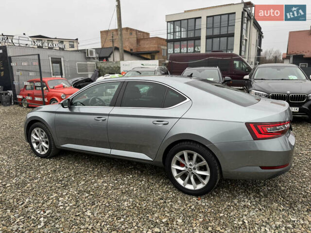 Сірий Шкода Суперб, об'ємом двигуна 2 л та пробігом 246 тис. км за 15900 $, фото 9 на Automoto.ua
