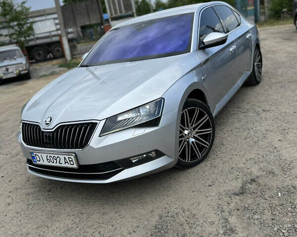 Сірий Шкода Суперб, об'ємом двигуна 1.97 л та пробігом 262 тис. км за 18000 $, фото 6 на Automoto.ua