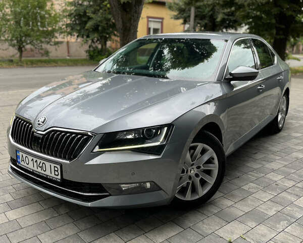 Серый Шкода Суперб, объемом двигателя 1.97 л и пробегом 285 тыс. км за 13300 $, фото 1 на Automoto.ua