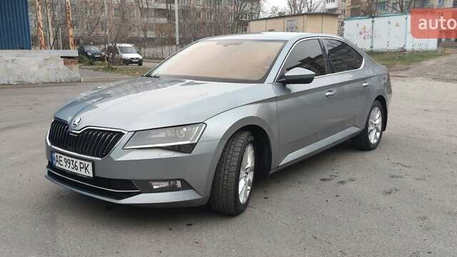 Серый Шкода Суперб, объемом двигателя 1.8 л и пробегом 174 тыс. км за 16900 $, фото 5 на Automoto.ua