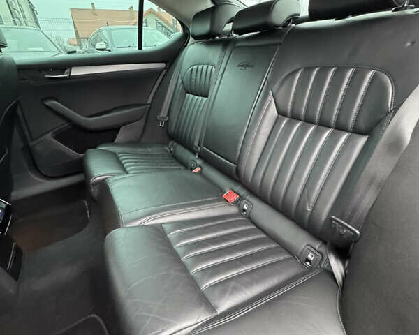 Сірий Шкода Суперб, об'ємом двигуна 2 л та пробігом 246 тис. км за 15900 $, фото 26 на Automoto.ua