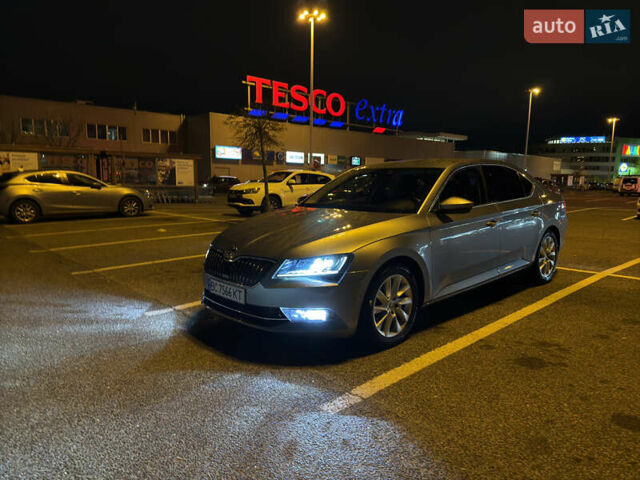 Серый Шкода Суперб, объемом двигателя 1.6 л и пробегом 250 тыс. км за 17371 $, фото 36 на Automoto.ua