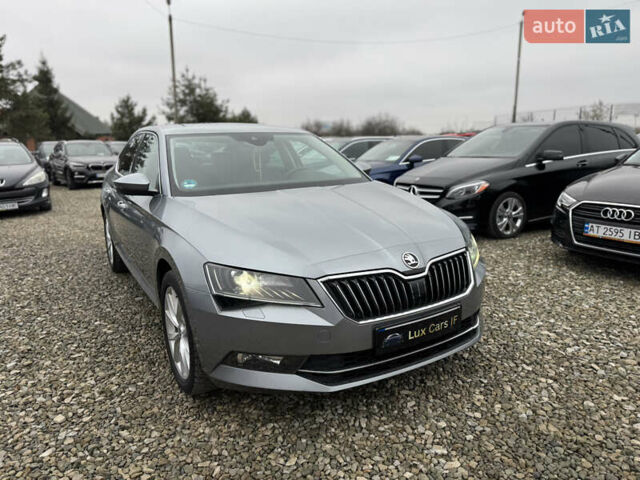 Сірий Шкода Суперб, об'ємом двигуна 2 л та пробігом 246 тис. км за 15900 $, фото 3 на Automoto.ua