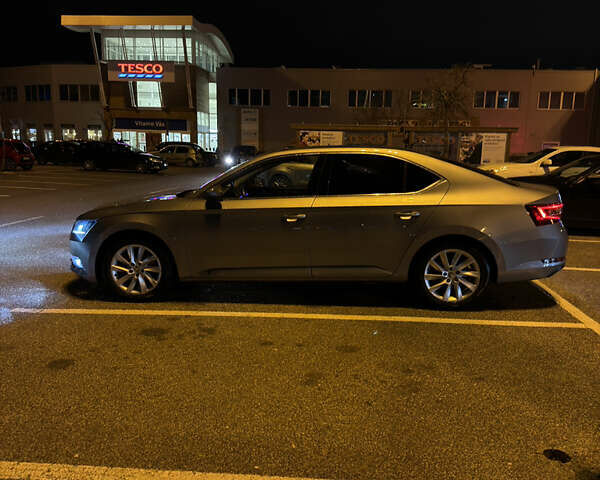 Серый Шкода Суперб, объемом двигателя 1.6 л и пробегом 250 тыс. км за 17371 $, фото 37 на Automoto.ua