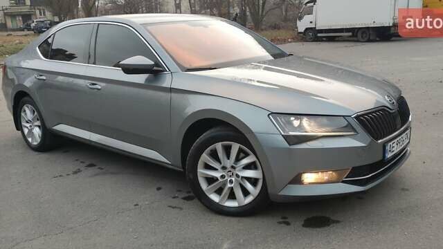 Шкода Суперб 2015 у Кривому Розі на Automoto.ua Сірий Шкода Суперб, об'ємом двигуна 1.8 л та пробігом 175 тис. км за 16999 $, фото 8 на Automoto.ua