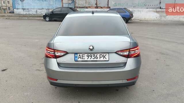 Шкода Суперб 2015 у Кривому Розі на Automoto.ua Сірий Шкода Суперб, об'ємом двигуна 1.8 л та пробігом 175 тис. км за 16999 $, фото 7 на Automoto.ua