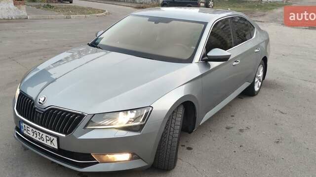 Серый Шкода Суперб, объемом двигателя 1.8 л и пробегом 170 тыс. км за 17000 $, фото 25 на Automoto.ua