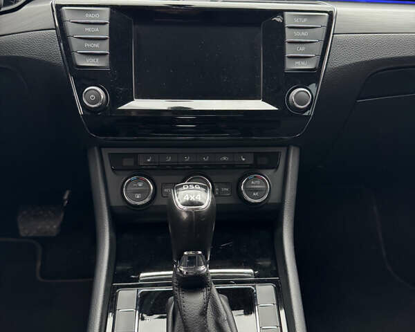 Серый Шкода Суперб, объемом двигателя 1.97 л и пробегом 261 тыс. км за 16550 $, фото 13 на Automoto.ua