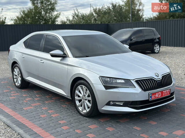 Серый Шкода Суперб, объемом двигателя 1.97 л и пробегом 242 тыс. км за 16500 $, фото 10 на Automoto.ua
