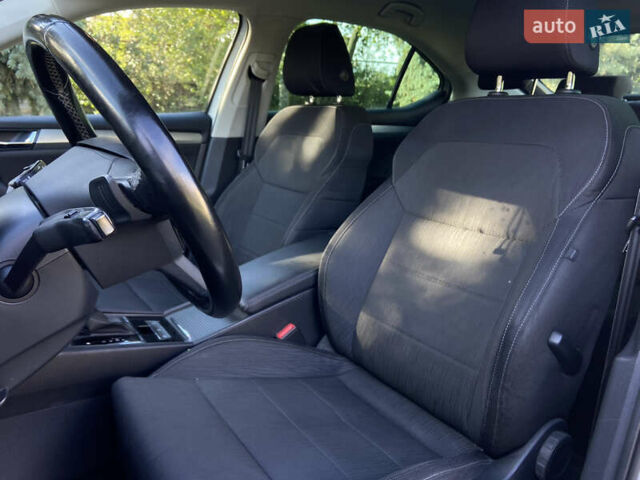 Серый Шкода Суперб, объемом двигателя 1.97 л и пробегом 223 тыс. км за 17999 $, фото 13 на Automoto.ua