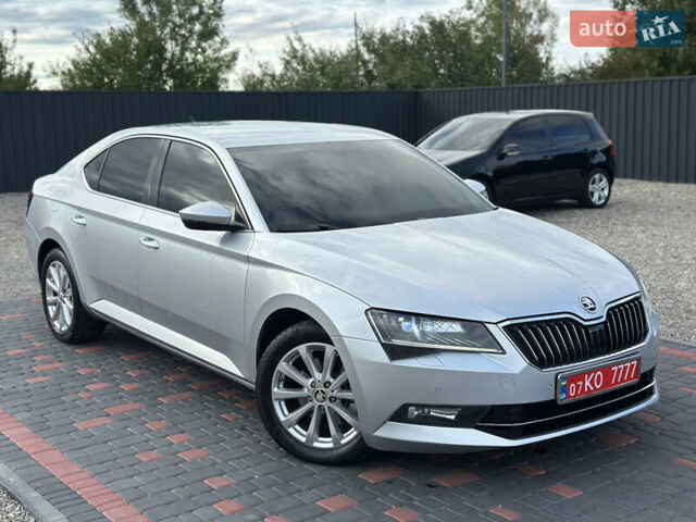Серый Шкода Суперб, объемом двигателя 1.97 л и пробегом 242 тыс. км за 16500 $, фото 3 на Automoto.ua