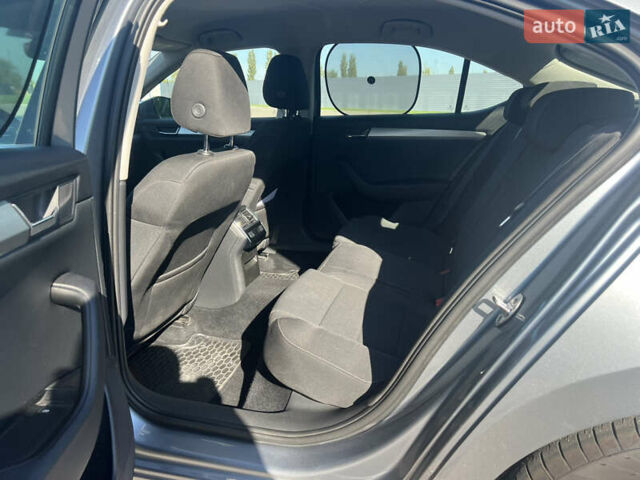 Сірий Шкода Суперб, об'ємом двигуна 1.8 л та пробігом 128 тис. км за 15000 $, фото 8 на Automoto.ua