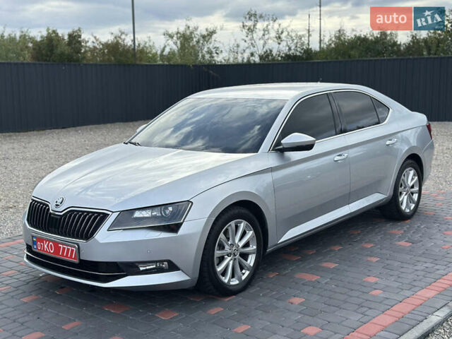 Серый Шкода Суперб, объемом двигателя 1.97 л и пробегом 242 тыс. км за 16500 $, фото 11 на Automoto.ua