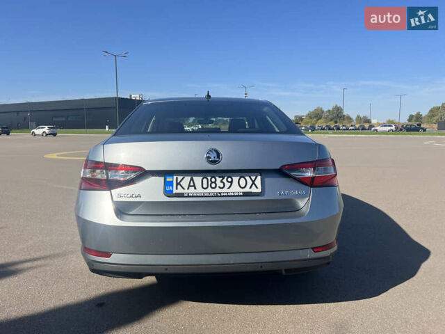 Серый Шкода Суперб, объемом двигателя 1.8 л и пробегом 122 тыс. км за 15500 $, фото 4 на Automoto.ua