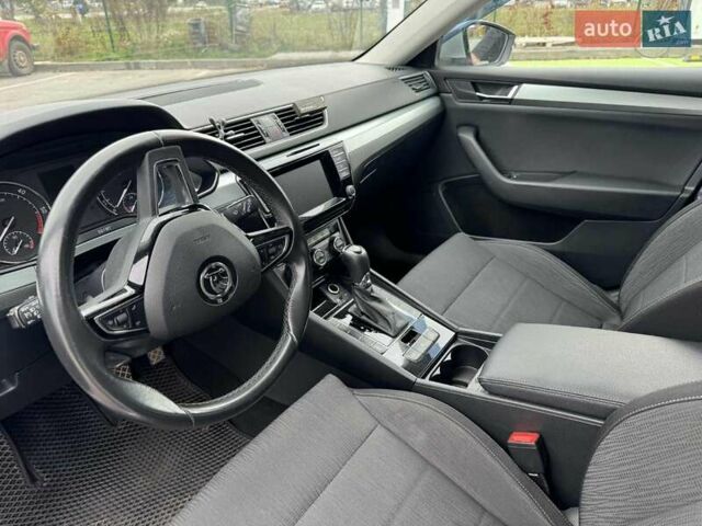 Сірий Шкода Суперб, об'ємом двигуна 1.97 л та пробігом 294 тис. км за 15890 $, фото 22 на Automoto.ua