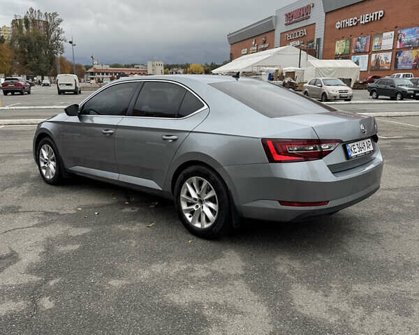 Сірий Шкода Суперб, об'ємом двигуна 1.97 л та пробігом 262 тис. км за 16000 $, фото 2 на Automoto.ua