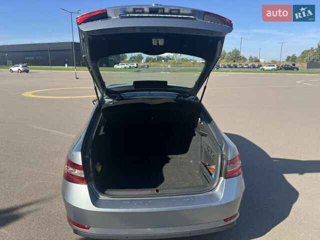 Сірий Шкода Суперб, об'ємом двигуна 1.8 л та пробігом 128 тис. км за 15000 $, фото 7 на Automoto.ua