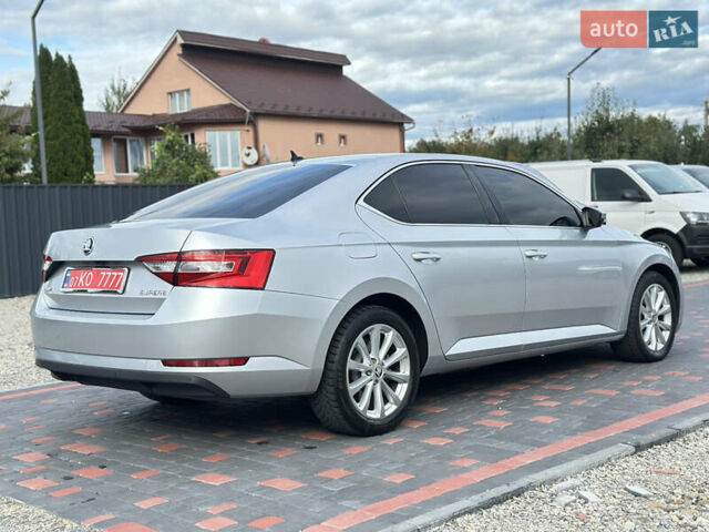 Серый Шкода Суперб, объемом двигателя 1.97 л и пробегом 242 тыс. км за 16500 $, фото 8 на Automoto.ua