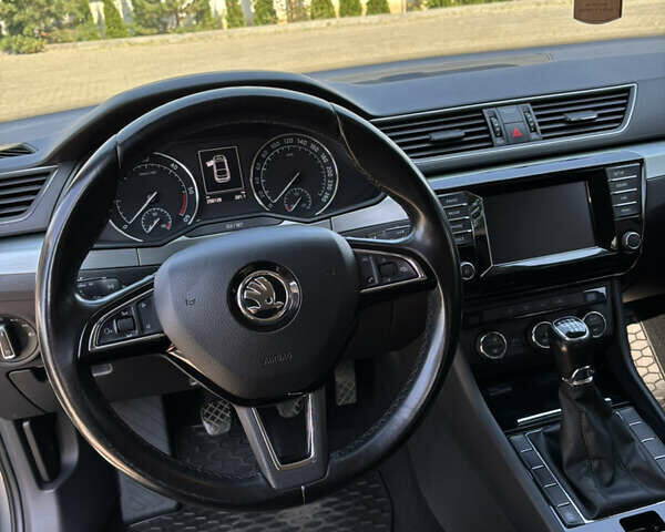 Серый Шкода Суперб, объемом двигателя 1.97 л и пробегом 257 тыс. км за 14900 $, фото 11 на Automoto.ua