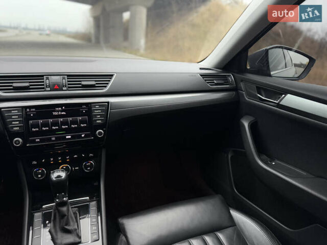Серый Шкода Суперб, объемом двигателя 2 л и пробегом 252 тыс. км за 15800 $, фото 18 на Automoto.ua