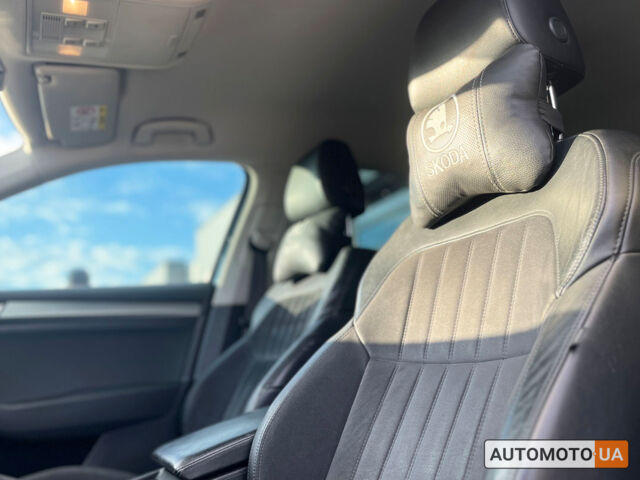 Серый Шкода Суперб, объемом двигателя 2 л и пробегом 274 тыс. км за 17100 $, фото 9 на Automoto.ua