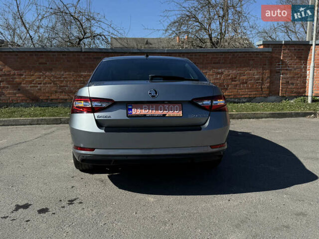 Серый Шкода Суперб, объемом двигателя 1.97 л и пробегом 230 тыс. км за 16050 $, фото 18 на Automoto.ua