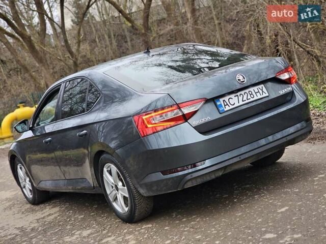 Серый Шкода Суперб, объемом двигателя 1.6 л и пробегом 201 тыс. км за 13800 $, фото 13 на Automoto.ua