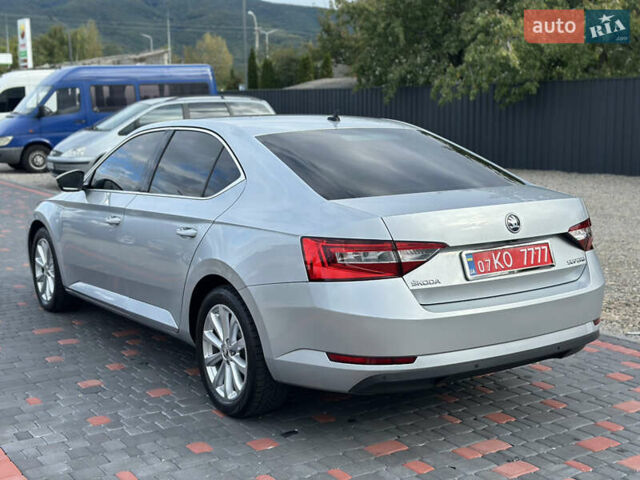Серый Шкода Суперб, объемом двигателя 1.97 л и пробегом 242 тыс. км за 16500 $, фото 5 на Automoto.ua