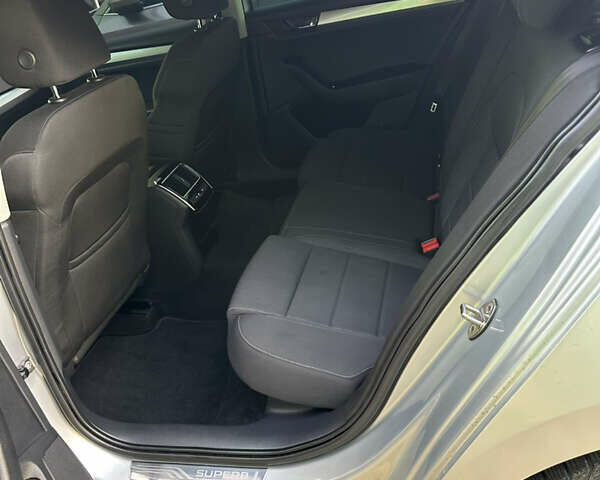 Серый Шкода Суперб, объемом двигателя 1.97 л и пробегом 243 тыс. км за 16499 $, фото 30 на Automoto.ua