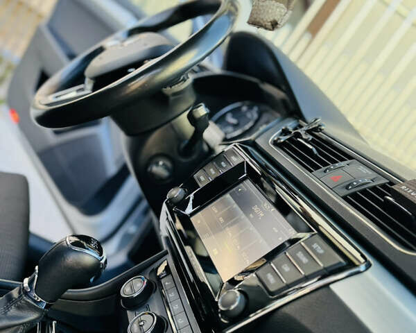 Серый Шкода Суперб, объемом двигателя 2 л и пробегом 210 тыс. км за 16450 $, фото 102 на Automoto.ua