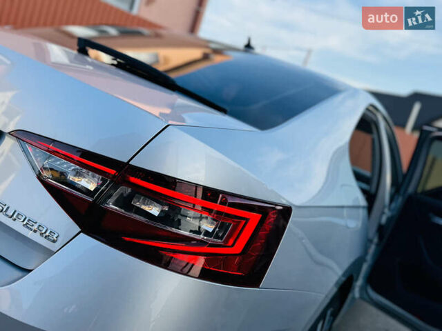 Серый Шкода Суперб, объемом двигателя 2 л и пробегом 210 тыс. км за 16450 $, фото 75 на Automoto.ua